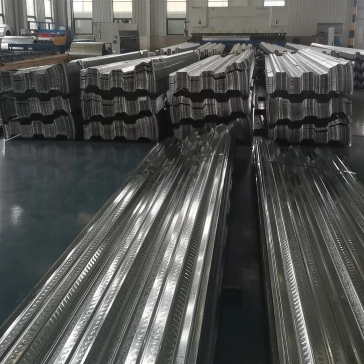 Metallist teki- ja betoonpõrandasüsteemi paneelid