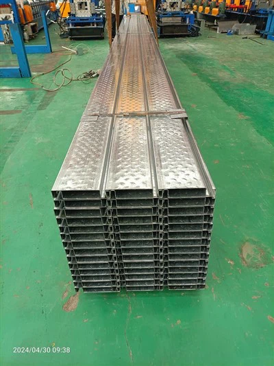 Kandeplaat on vabastatud terasest